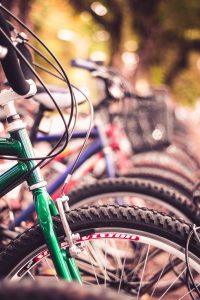 bibcicletas, bicisenda, ciclovía, movilidad urbana en biciclos